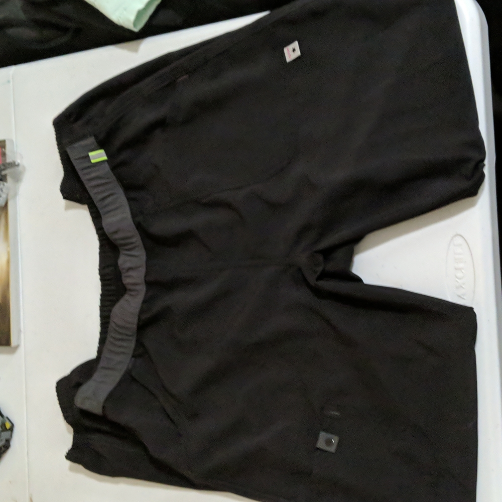 Scrub pants